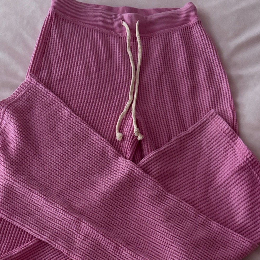 SO Pink Textured Knit Pants